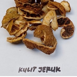 

MURAH KULIT JERUK KERING IRIS - CITRUS - LIMAU 250 GRAM