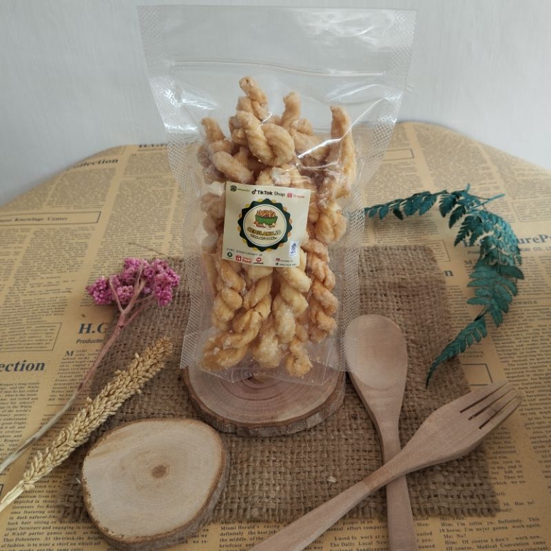 

Untir untir Ungu Kue Tambang 70 Gram / Cemilaku.id