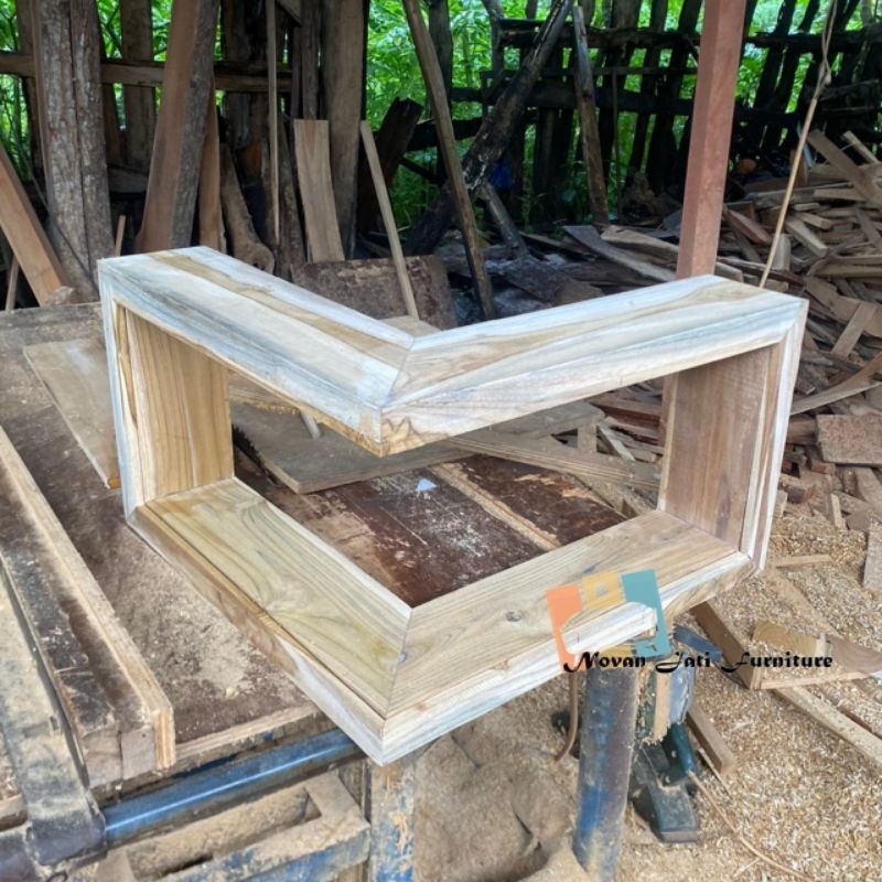 kusen sudut - kusen kaca sudut