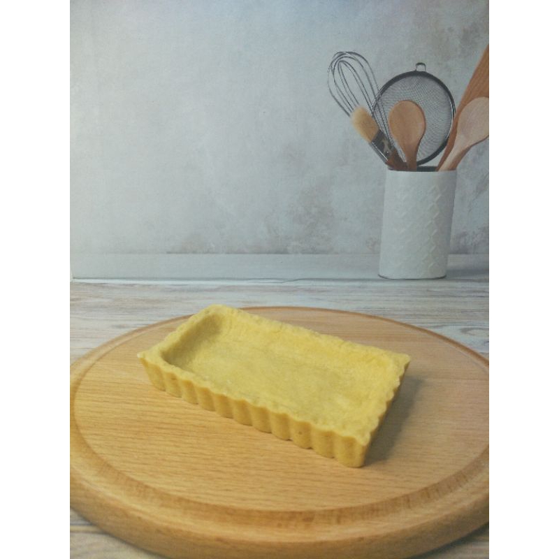 

Kulit Pie Persegi Panjang 10cm ; Lebar 5,3cm (Harga per 1pcs)