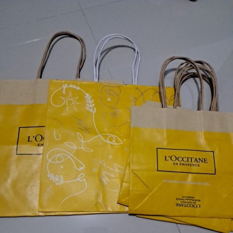 

Paper bag Loccitane , L occitane