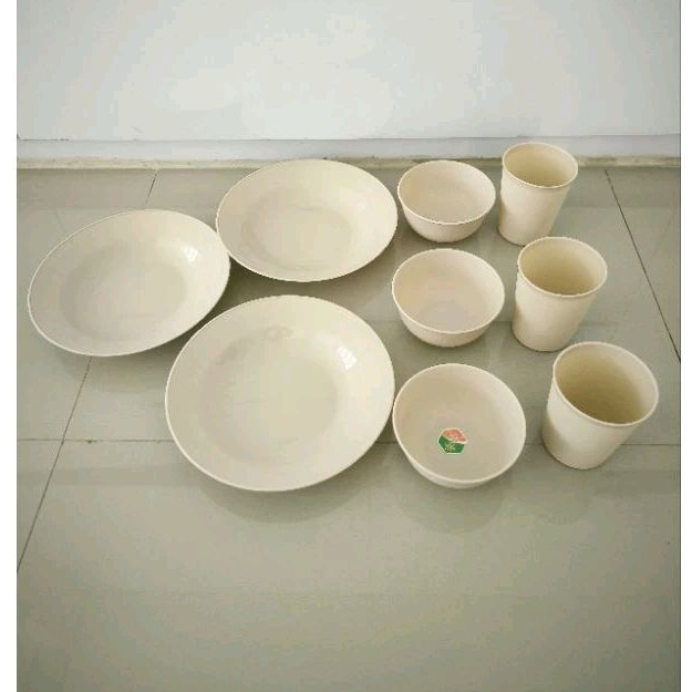 piring plastik set mangkok gelas kirei