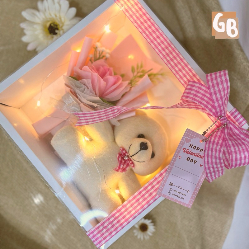 

[READY STOCK] MARRY BOX - Gift flower box / Premium Gift mini flower bouquet with teddy in box, Kado Wisuda, Kado Ulang Tahun, Kado Lamaran, Hadiah Anniversary, Hadiah Valentine