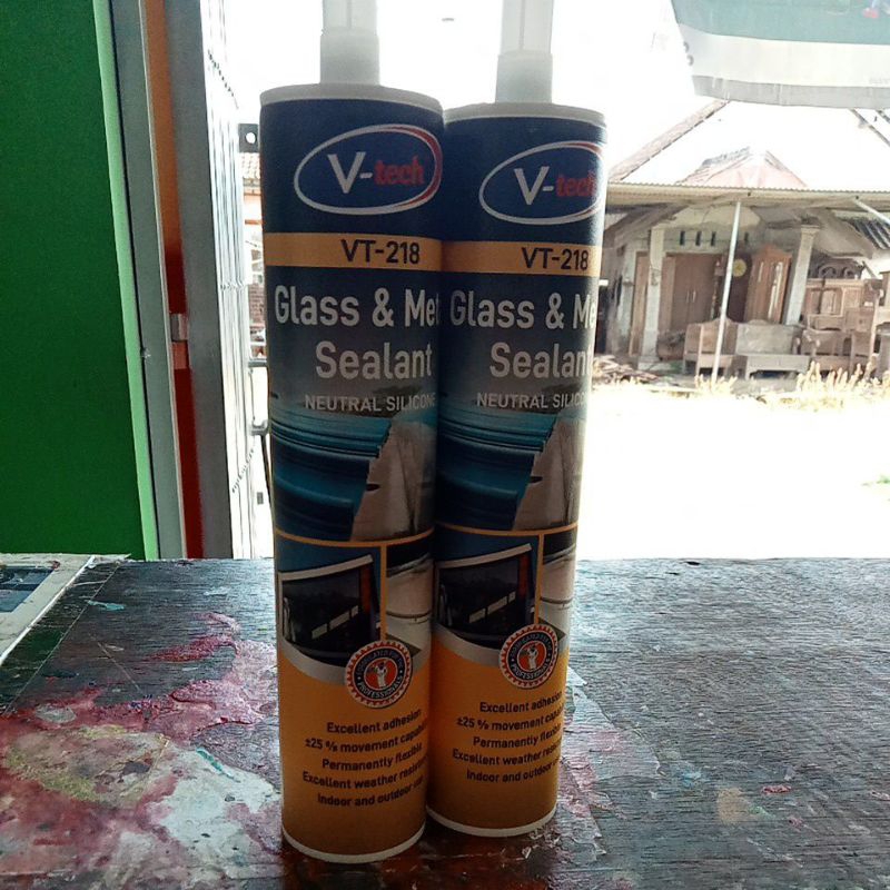Silent mobil kaca atau body