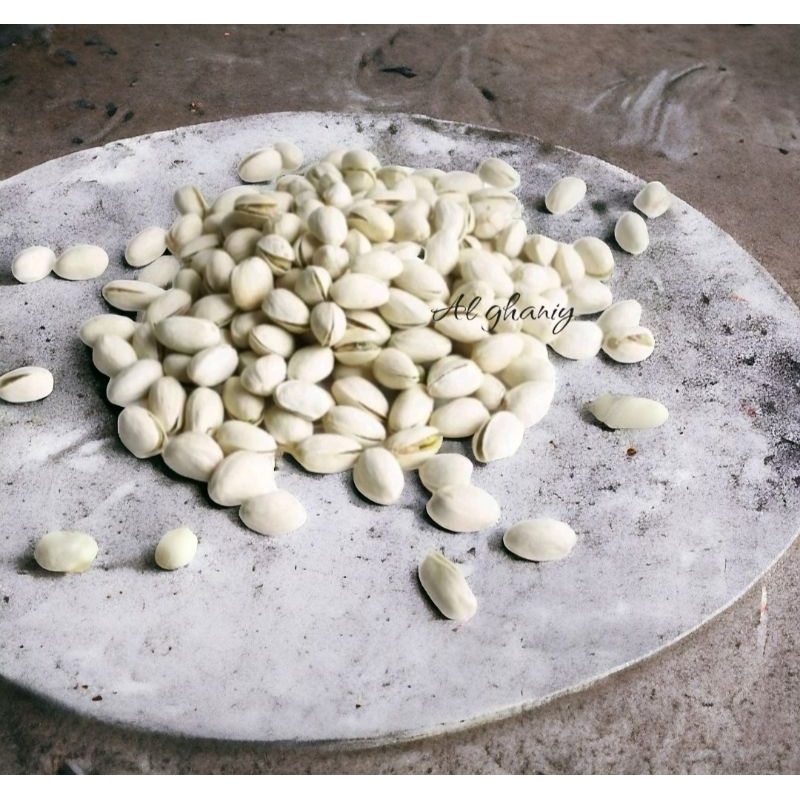 

Kacang Pistachio Panggang Gurih Asin Premium / Kacang Fustuk / Kacang Pistachio