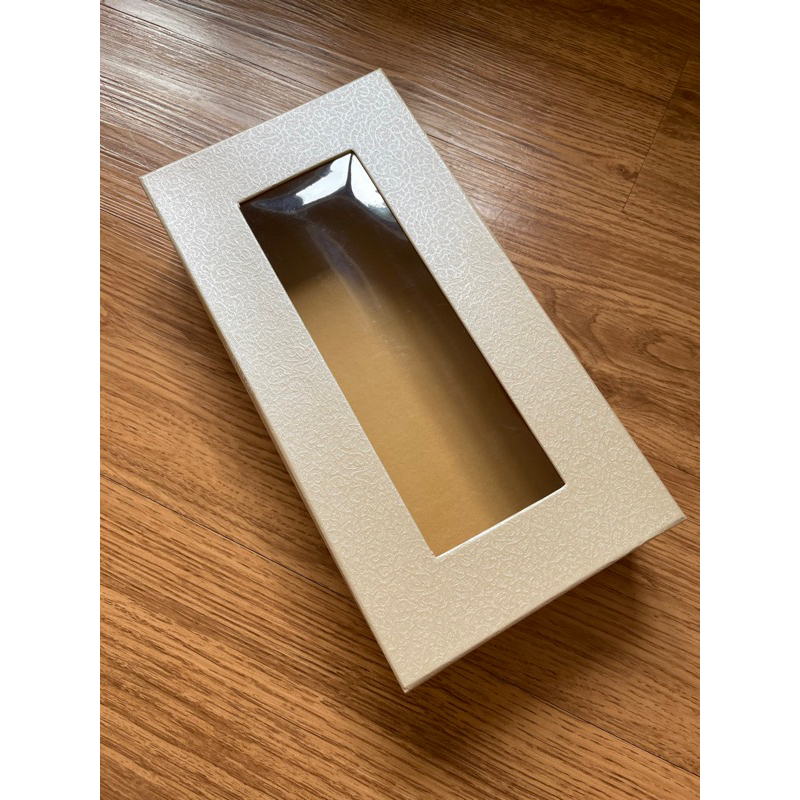 

BOX MIKA (HANYA UNTUK PEMBELIAN MUKENA, MOHON BACA DESKRIPSI PRODUK)