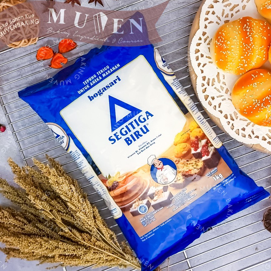 

MURAH LEBAY TEPUNG TERIGU BOGASARI SEGITIGA BIRU PREMIUM 1kg