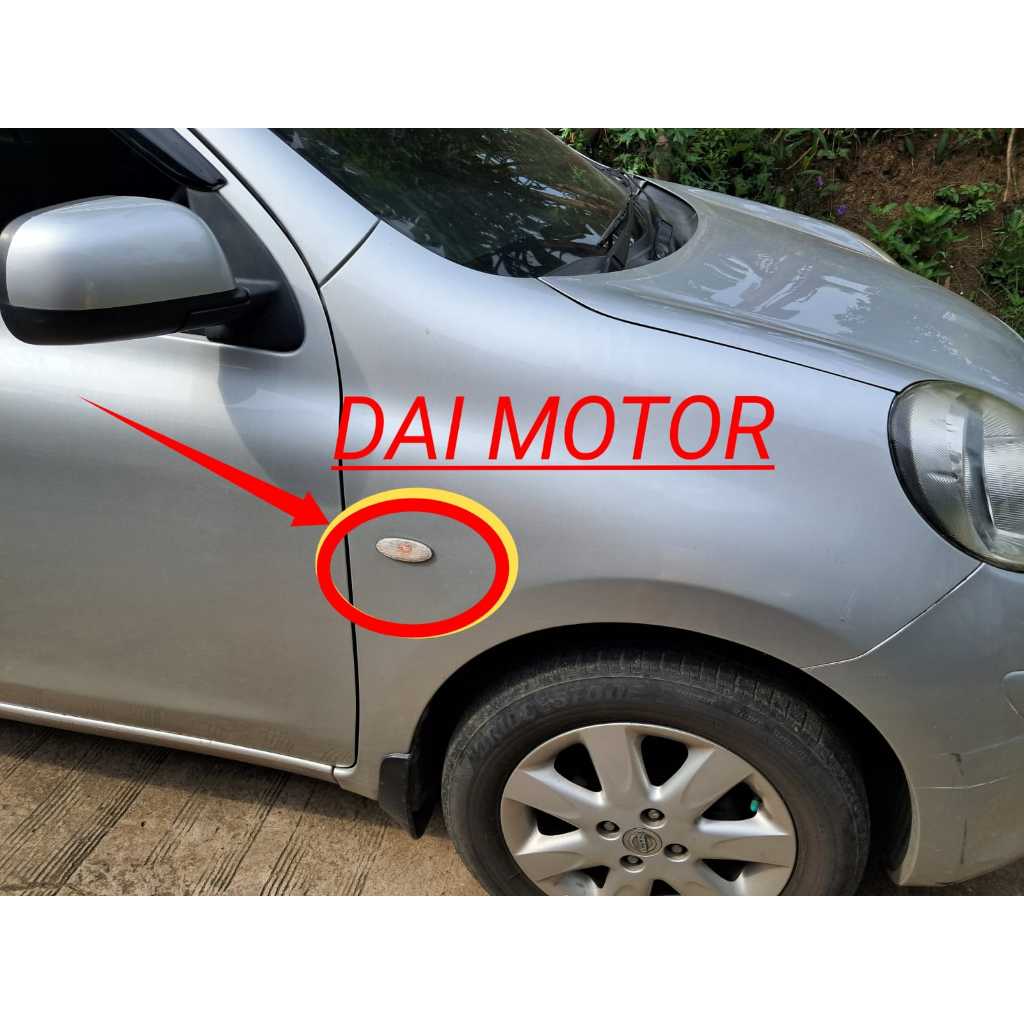 Lampu sein fender sein samping nissan march