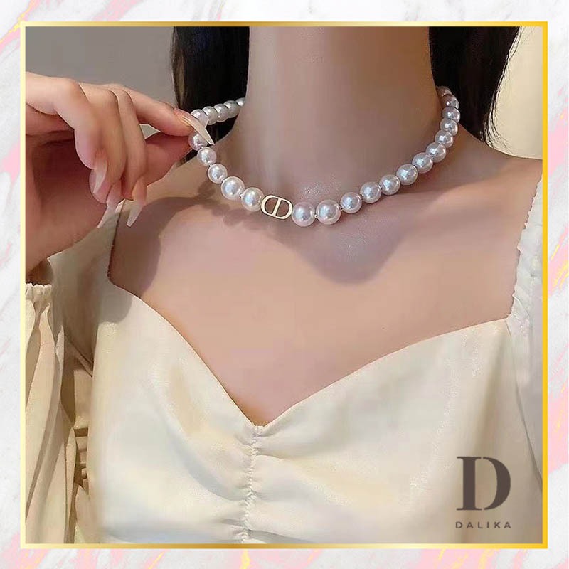 Kalung Mutiara Choker Perempuan Liontin huruf B Double Dalika