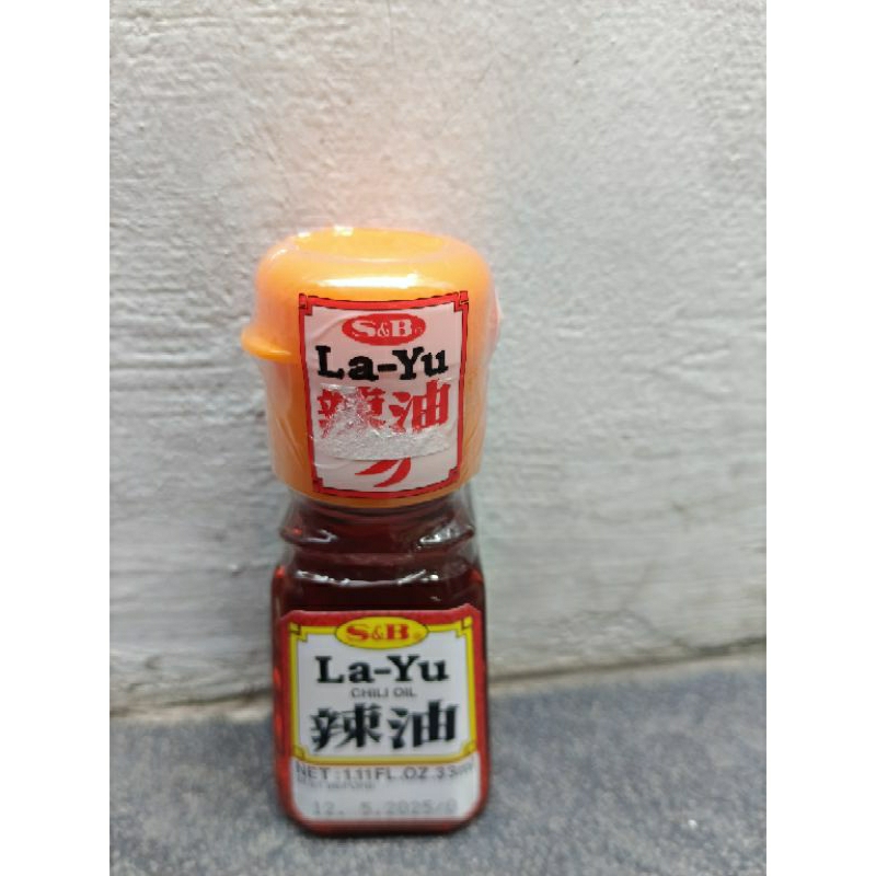 

S & B La-Yu Chili Oil 3.3 ml