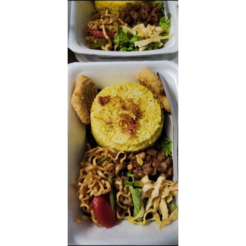 

Paket Nasi Kuning Murah untuk acara