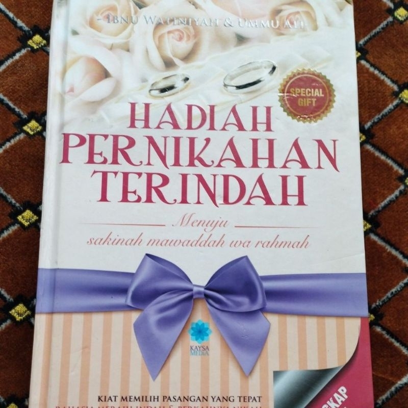 Buku Hadiah Pernikahan Terindah