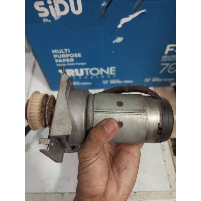 Motor Gearbox DC 24 volt bahan odong-odong/kereta panggung