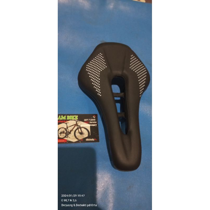 SADEL SEPEDA WEST BIKING bolong tengah