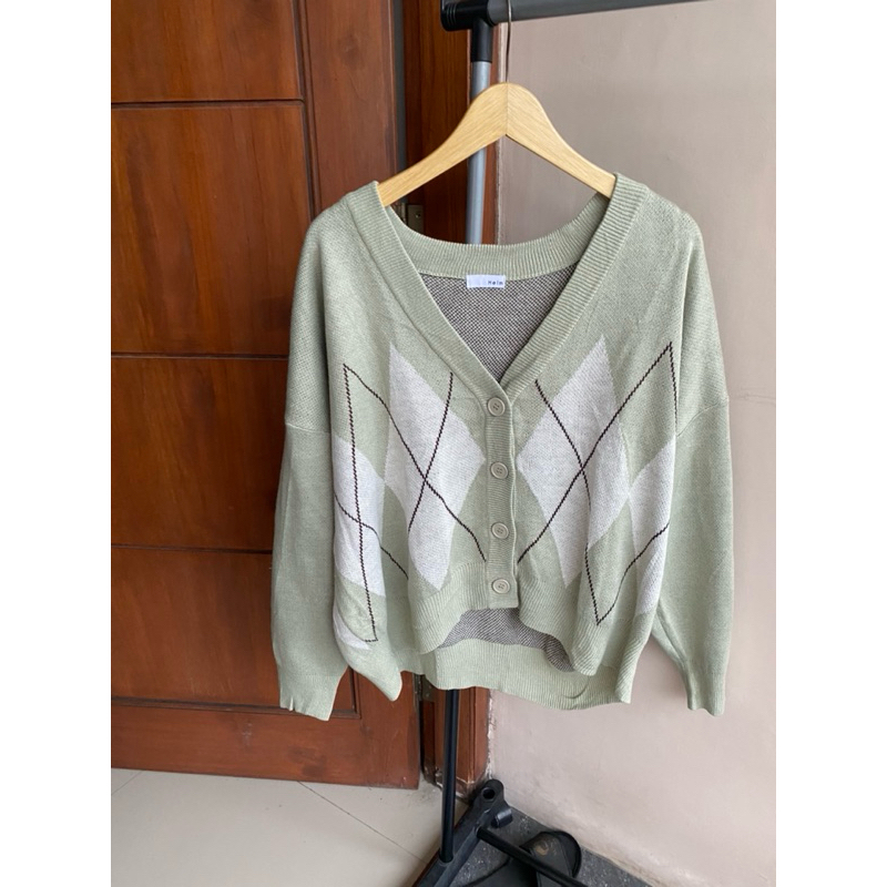 cardigan rajut ketupat /argyle cardigan / oversized cardigan / crop cardigan / korean cardigan / pin