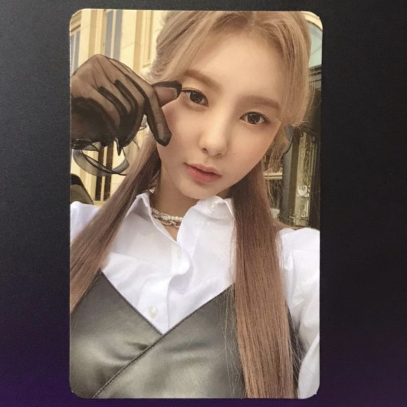 wts dayeon connect 1 first impact photocard