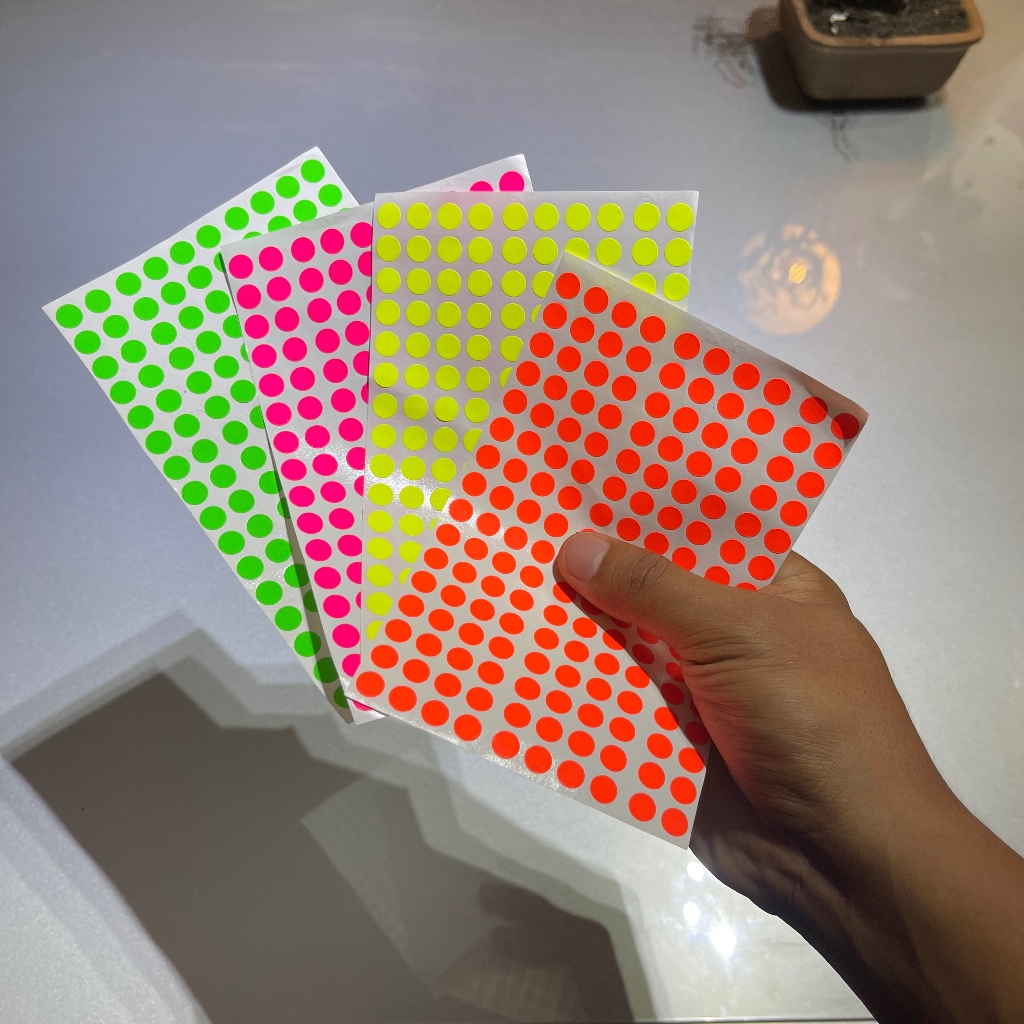 

Kemprocom stiker dot / stiker warna / stiker bulat