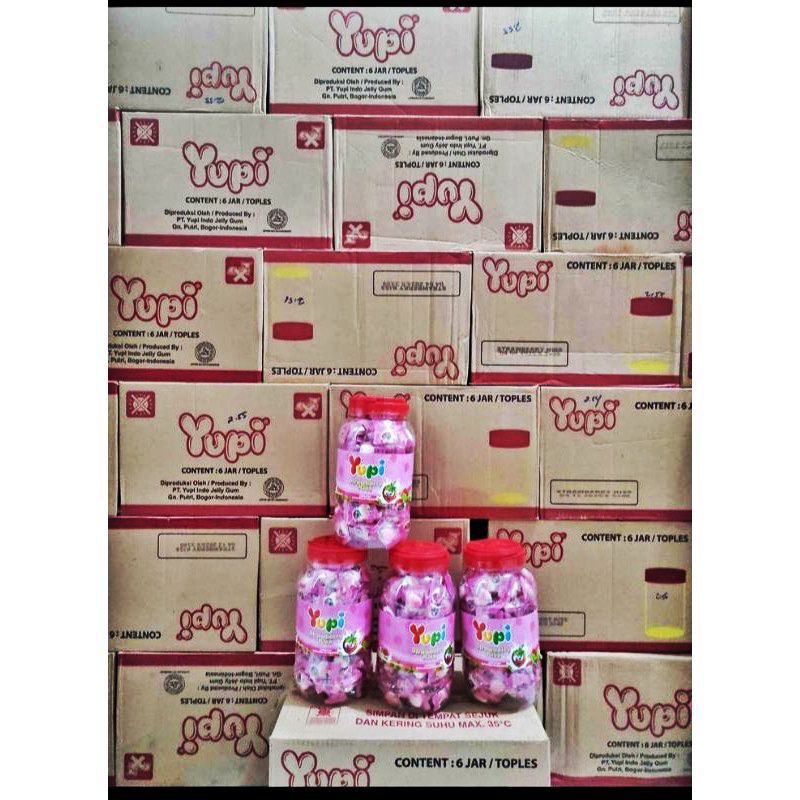 

Yupi pink strawberry kiss / permen yupi kemasan dus termurah isi 6 toples @300 gr