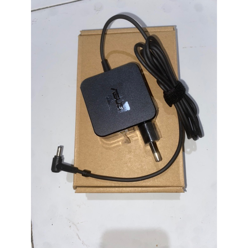 Adaptor Charger Asus Vivobook 14 A1402 A1402Z A1402ZA