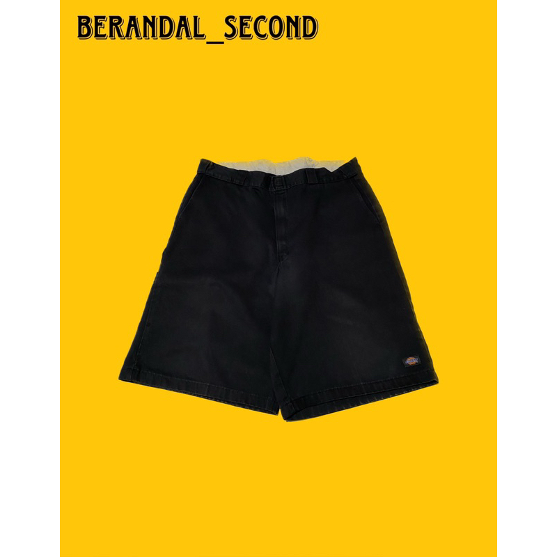 short pants Dickies cellpocket size40 hitam