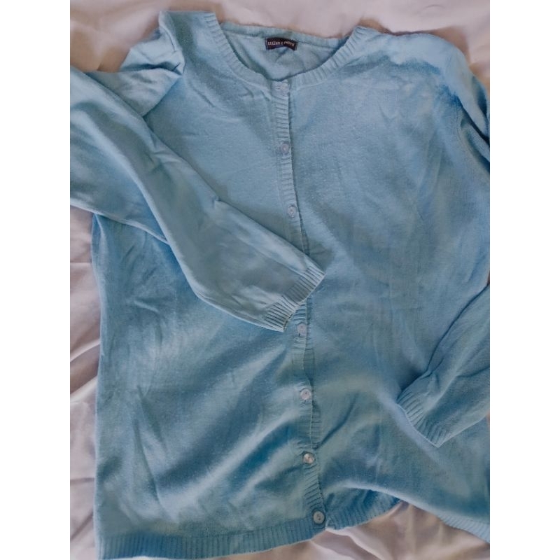 Rajut biru cardigan