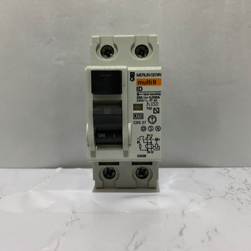 Elcb / Rccb 2p 25a 30ma Merlin Gerin Original