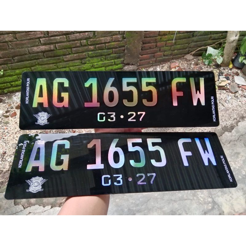 PLAT MOBIL HITAM AKRILIK HOLOGRAM