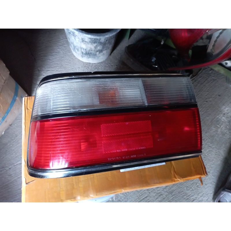 lampu belakang Corolla twincam 1990-1991