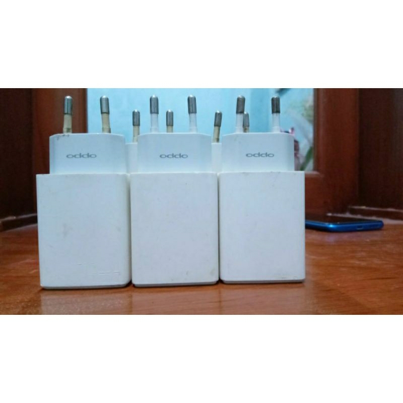 charger hp ori(oppo 1.a)