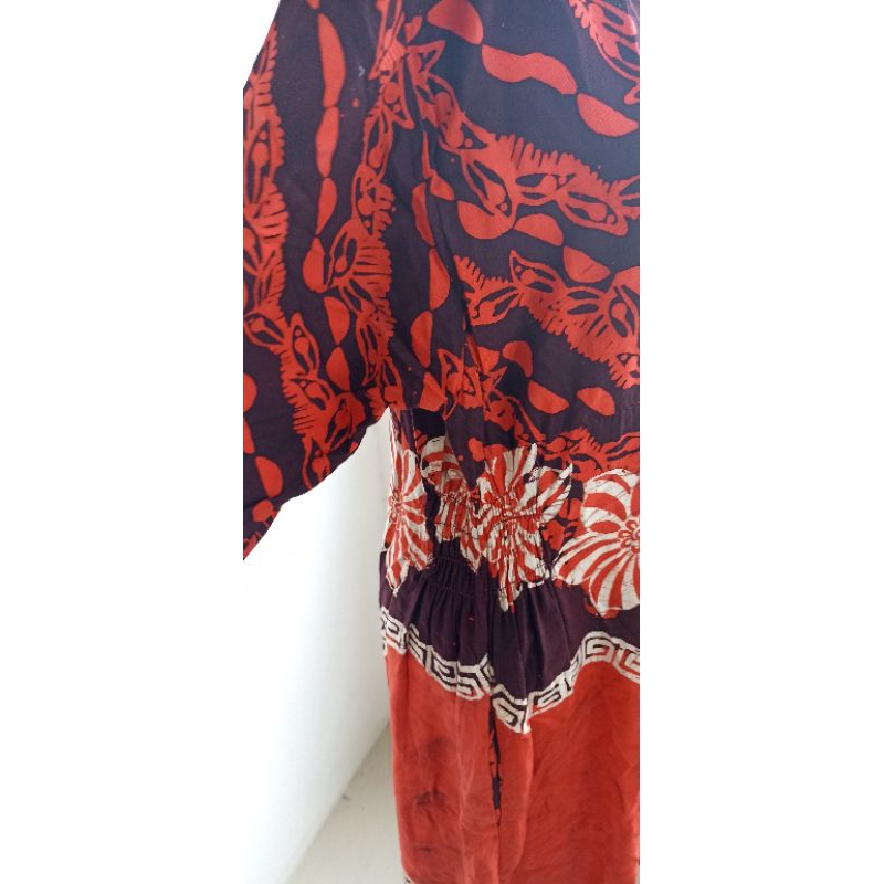 Daster merah batik