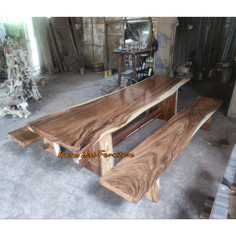 meja makan solid kayu trembesi