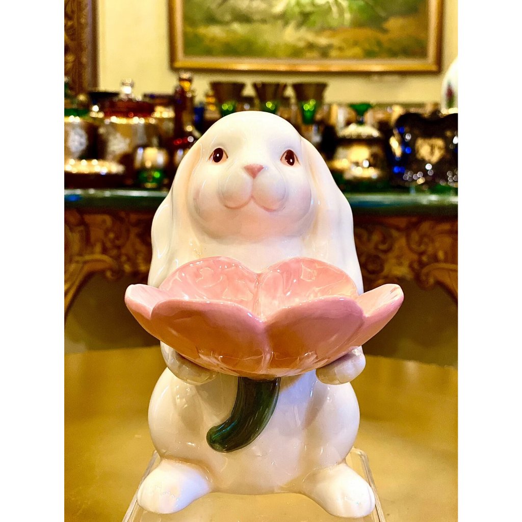 Candy/Candle Bunny Rabbit Plate Holder Statue | Patung Tempat Permen atau Lilin Kelinci Cantik