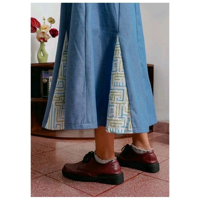 preloved nonaetal rok denim