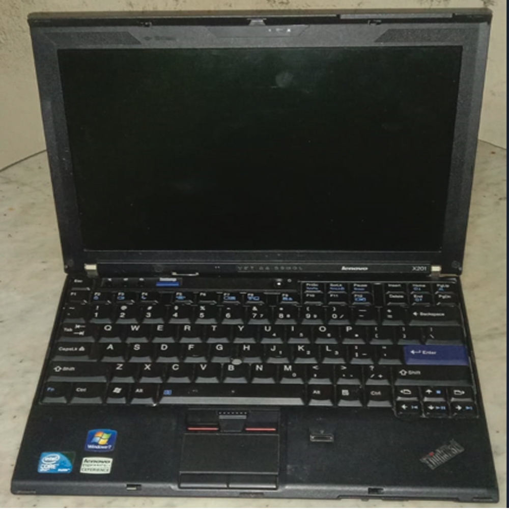 Laptop Lenovo Thinkpad X201 (RUSAK)