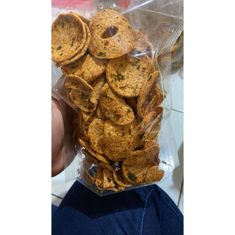 

basreng daun jeruk 250gr