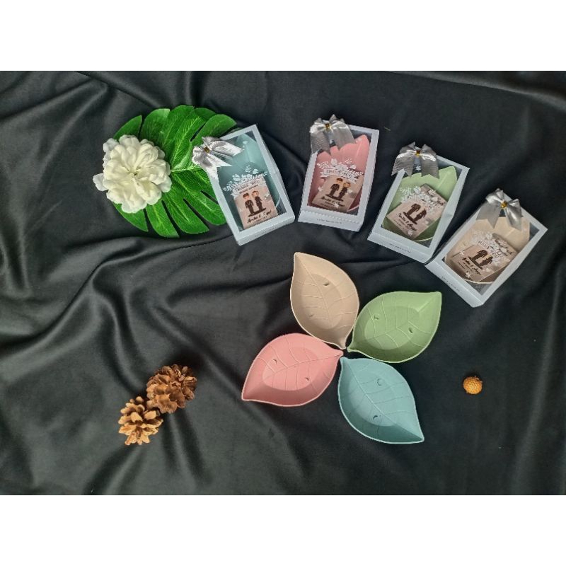 Souvenir mangkok daun kecil