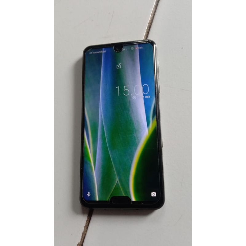 Sharp Aquos R3 DT