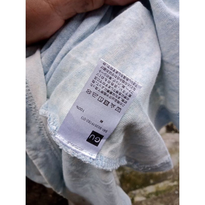 T-SHIRT GU UNIQLO BASIC