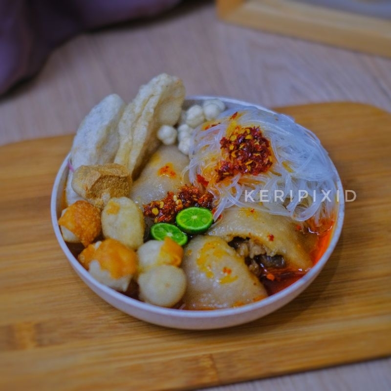 

Pangsit Isi Tetelan Toping Bihun | Keripix.id