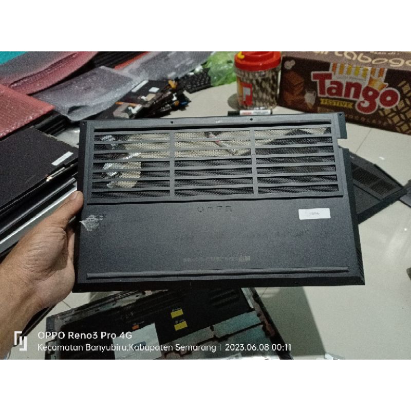 BOTTOM CASE LAPTOP hp omen 15-en en1014ax en1029ax ORIGINAL CABUTAN