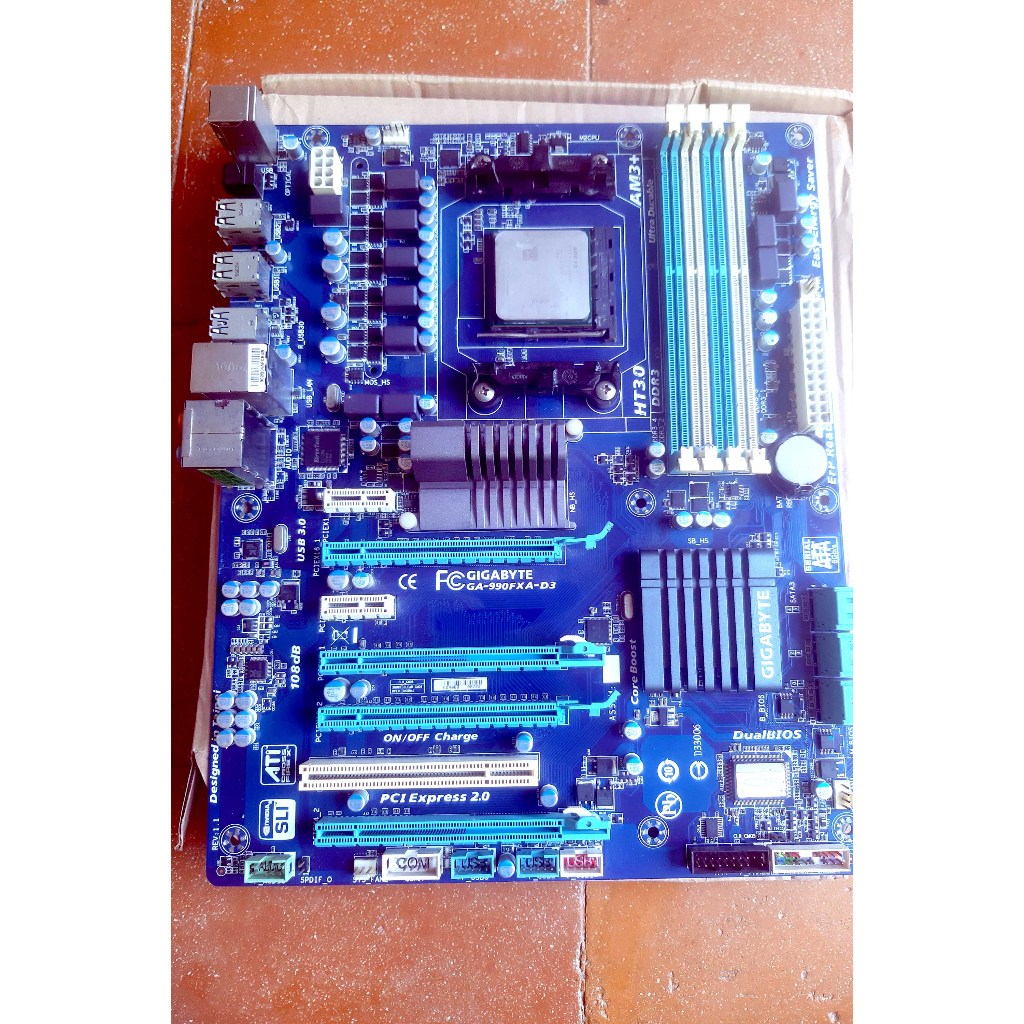 Paket procesor AMD FX8320
