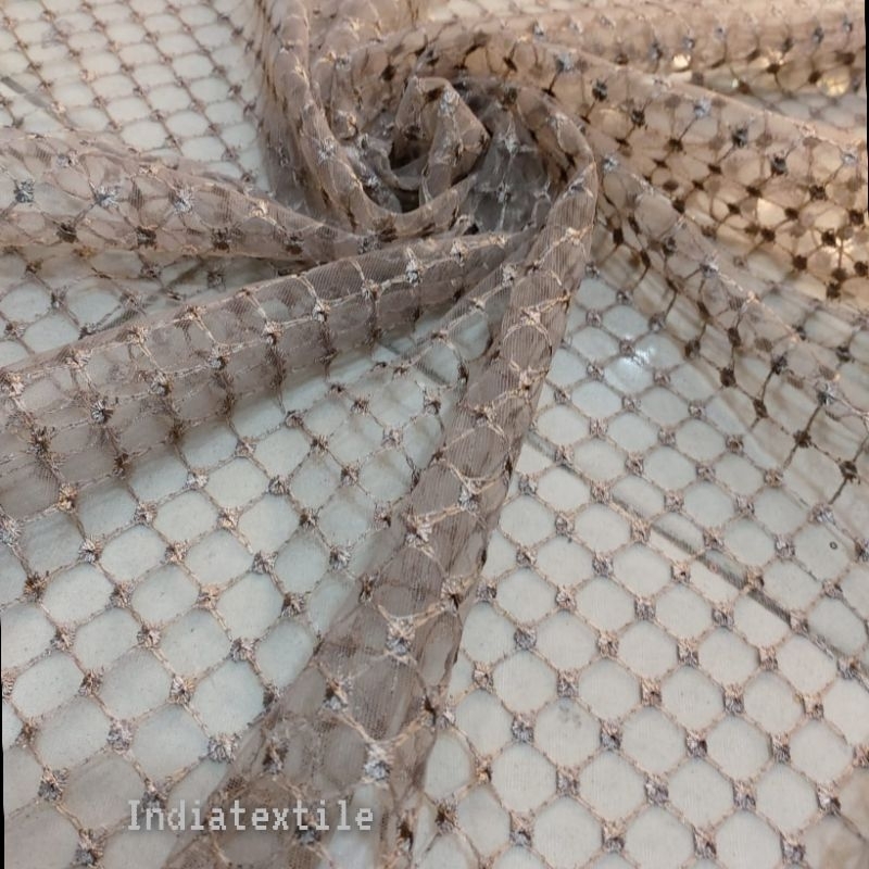 KAIN TILE KOTAK  / BAHAN BRUKAT KEBAYA KOTAK/ KAIN TILE KOTAK/ harga persetengah meter