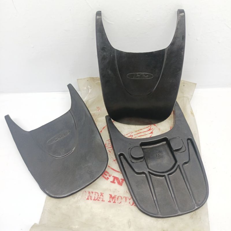 pet spakbor belakang honda gareng c110 GENERAL EXPORT MUDGUARD FENDER honda c110 gareng original nos