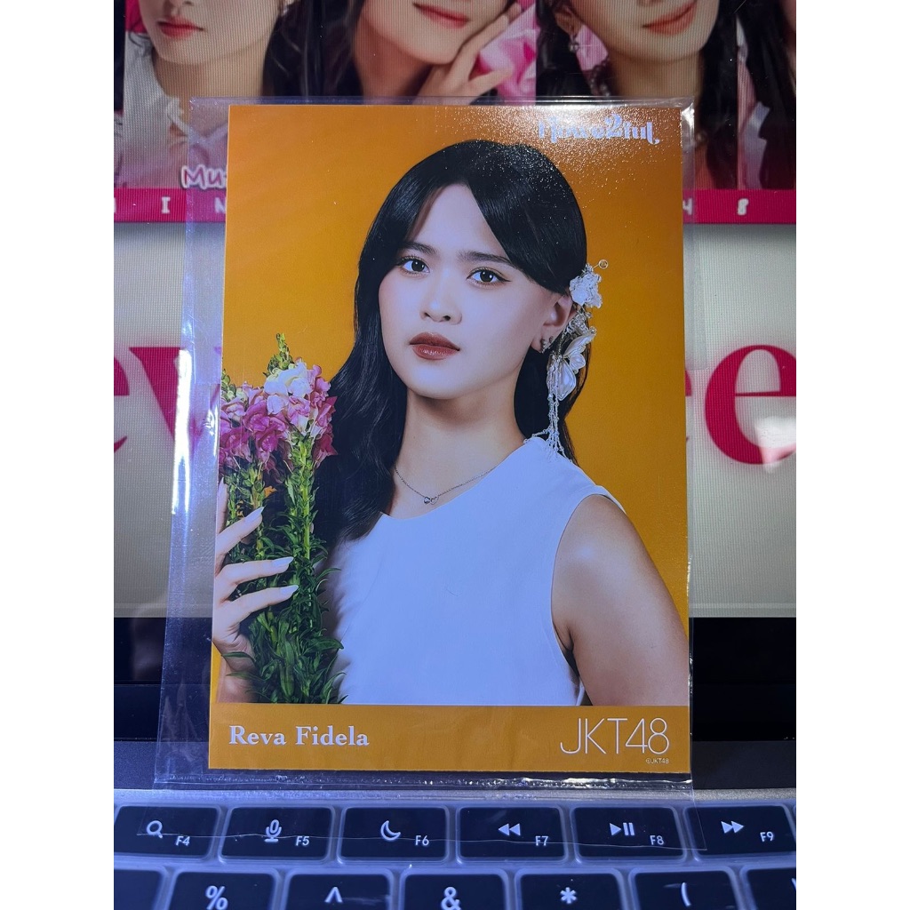 PHOTOPACK JKT48 FLOWERFUL ADEL