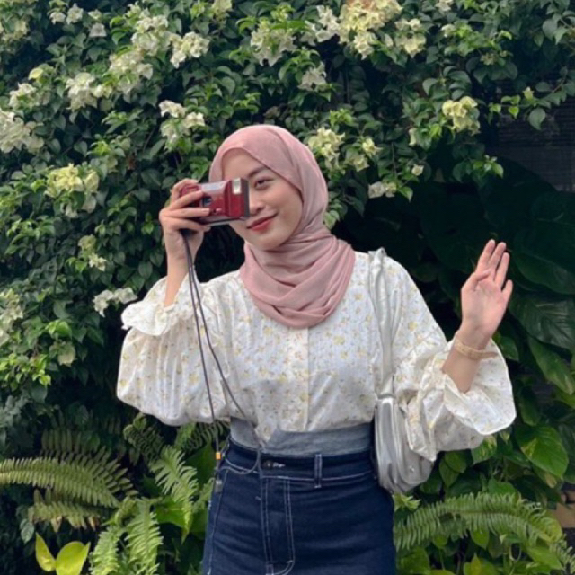 Deza Blouse/ Kemeja Bunga Cringkle Oversize