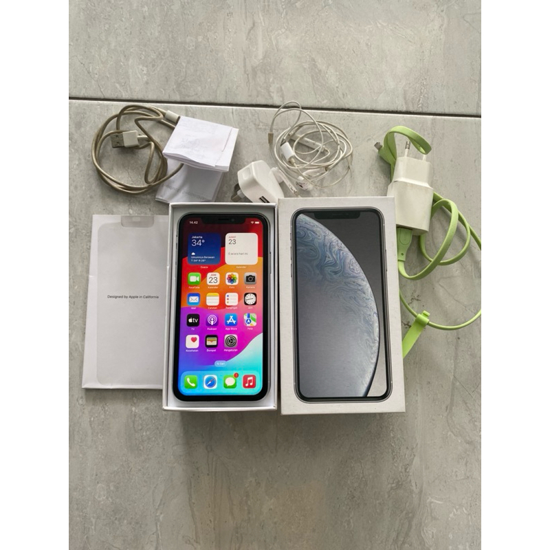 iphone XR 64Gb putih
