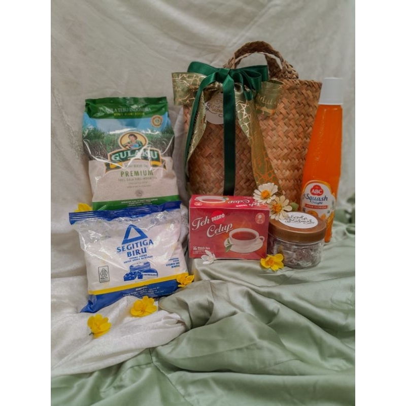 

Hampers/parcel Lebaran Sembako