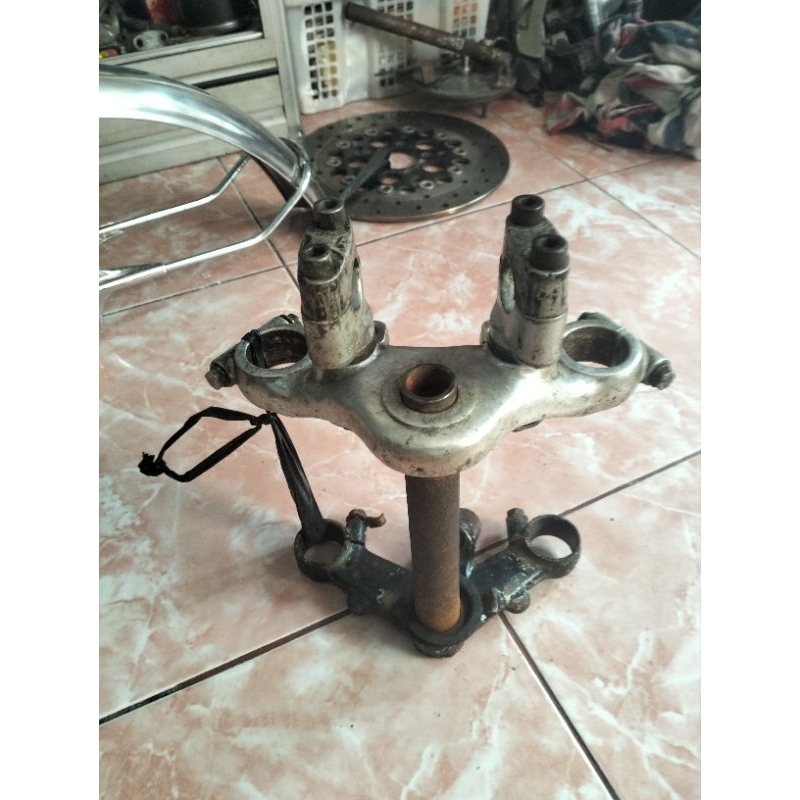 T SEGITIGA HONDA CB200 ORIGINAL