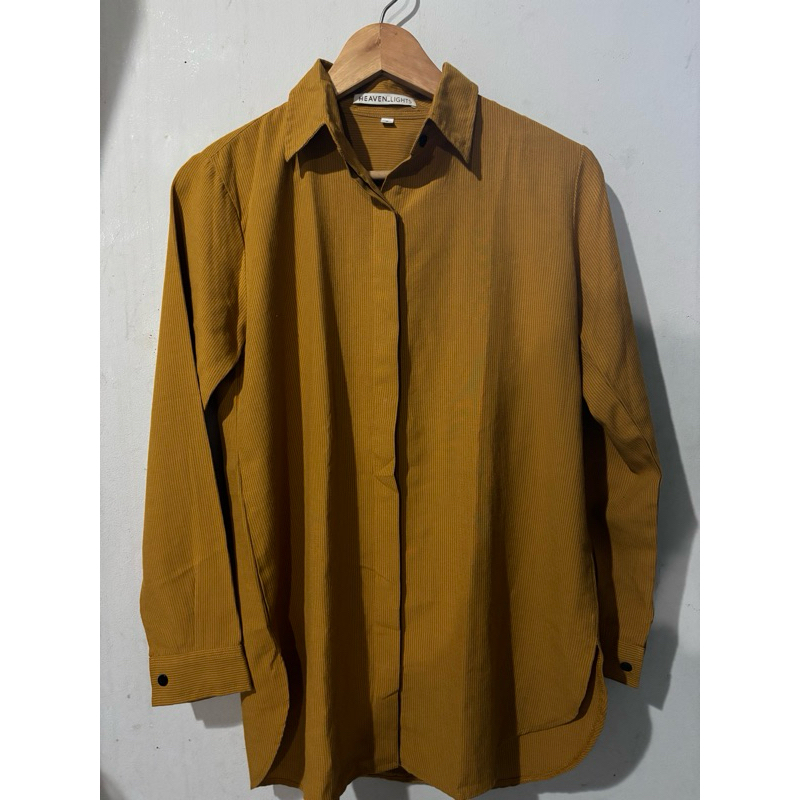 preloved kemeja daily shirt by Heaven Lights