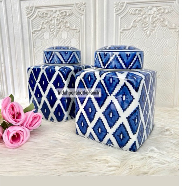 toples square /hiasan toples biru putih /toples kotak /hiasan toples kotak biru putih